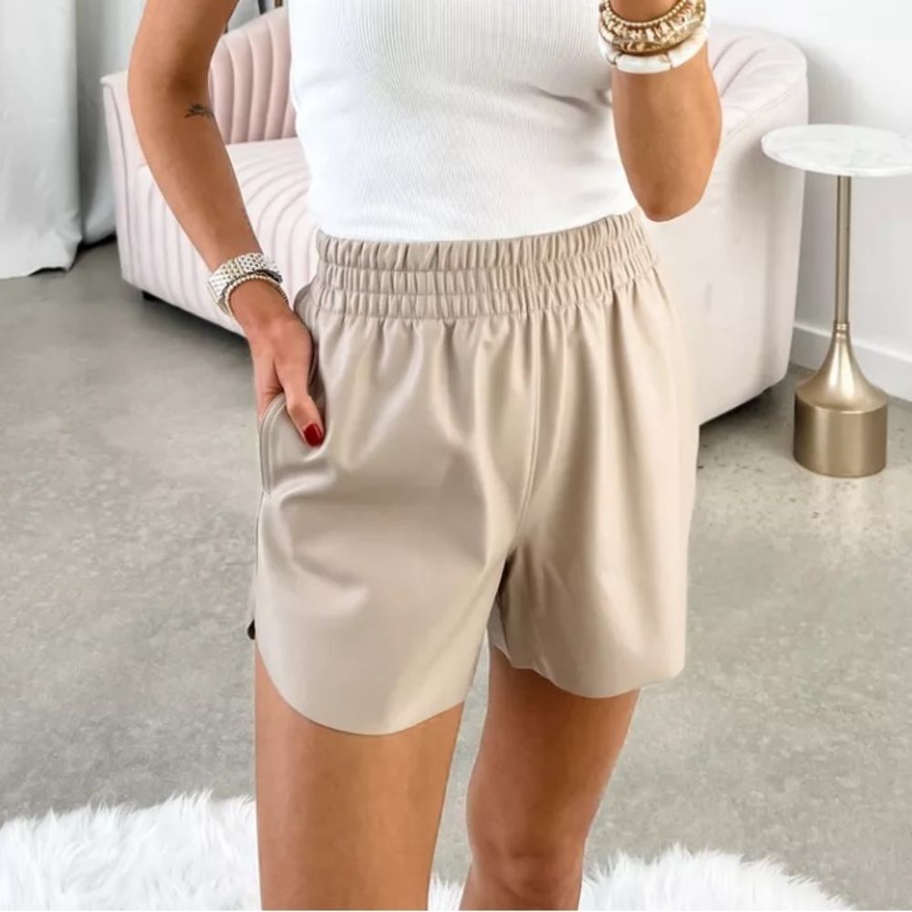 Abercrombie & Fitch Vegan Leather Dolphin- Hem Shorts Elastic Waist Taupe Sz M